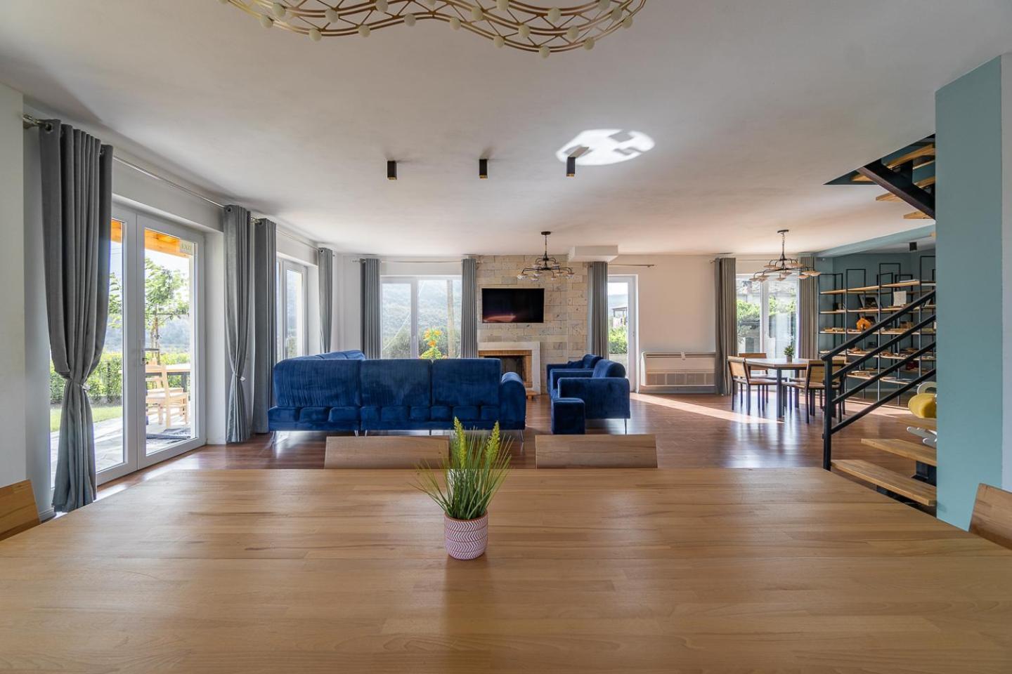 Bujtina Lumo & Pool Villa Përmet Exteriör bild