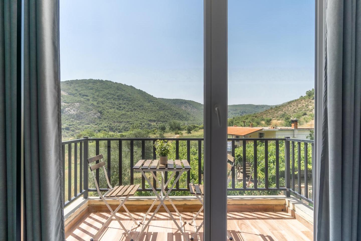 Bujtina Lumo & Pool Villa Përmet Exteriör bild