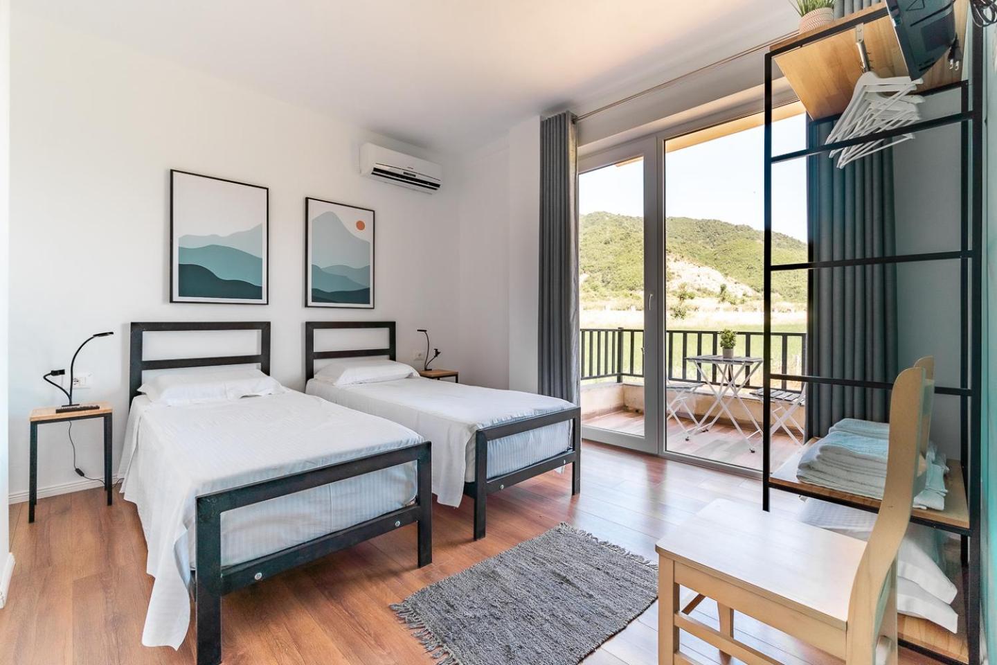 Bujtina Lumo & Pool Villa Përmet Exteriör bild